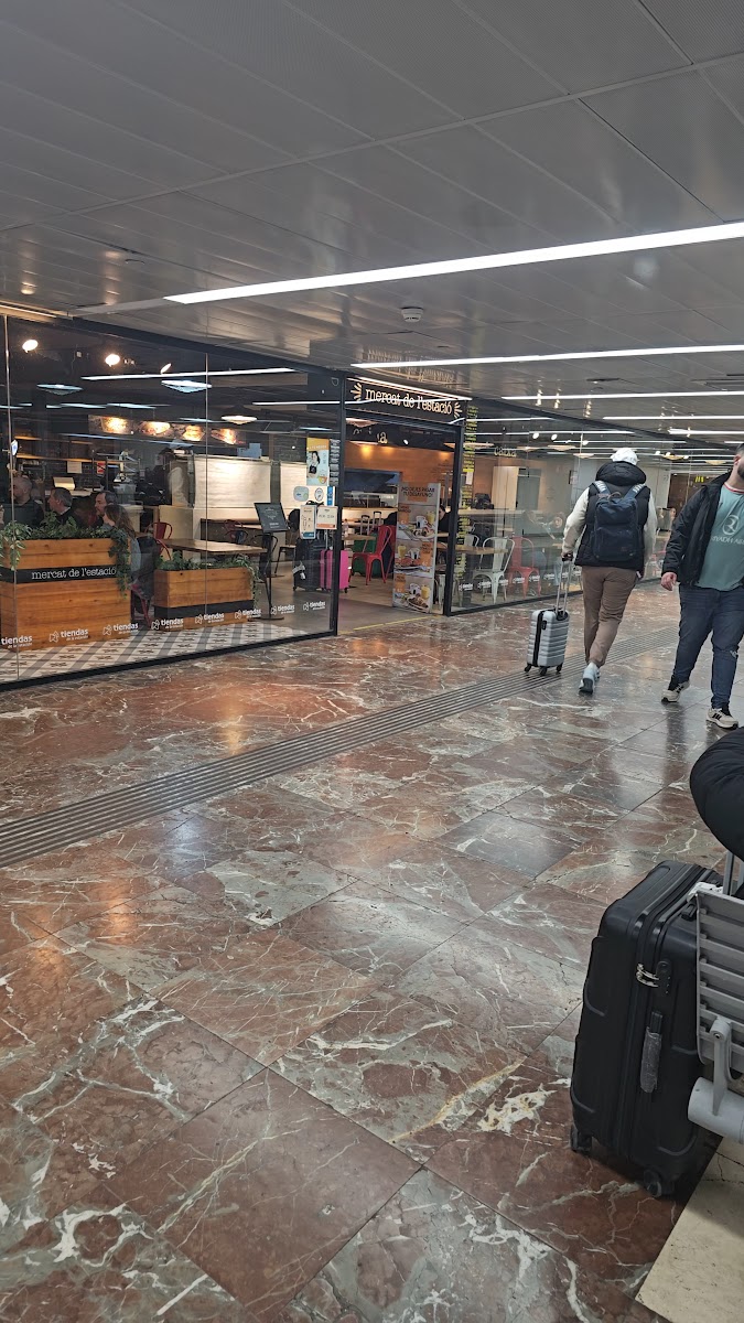 Mercat De L'estacio-2